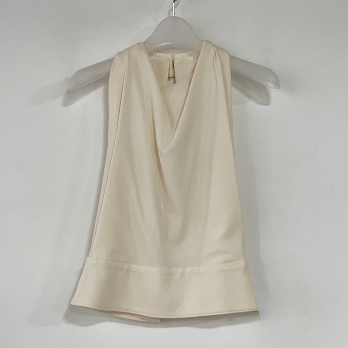 발렌시아가 드레이프 넥 실크 베스트 상품이미지1