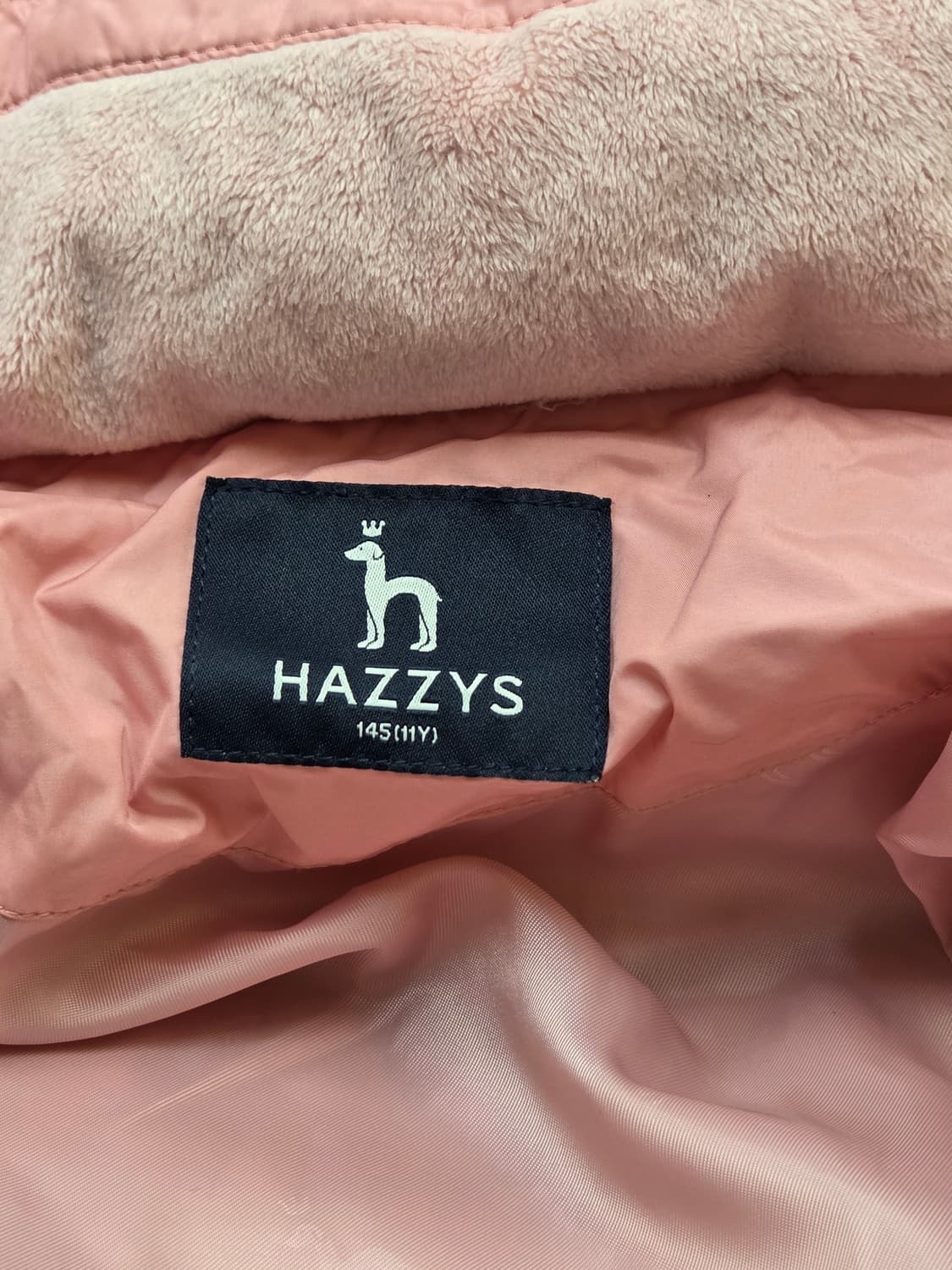 헤지스 여아 핑크색 롱패딩입니다. 145사이즈로 11세 아이에게 적절합니 상품이미지3