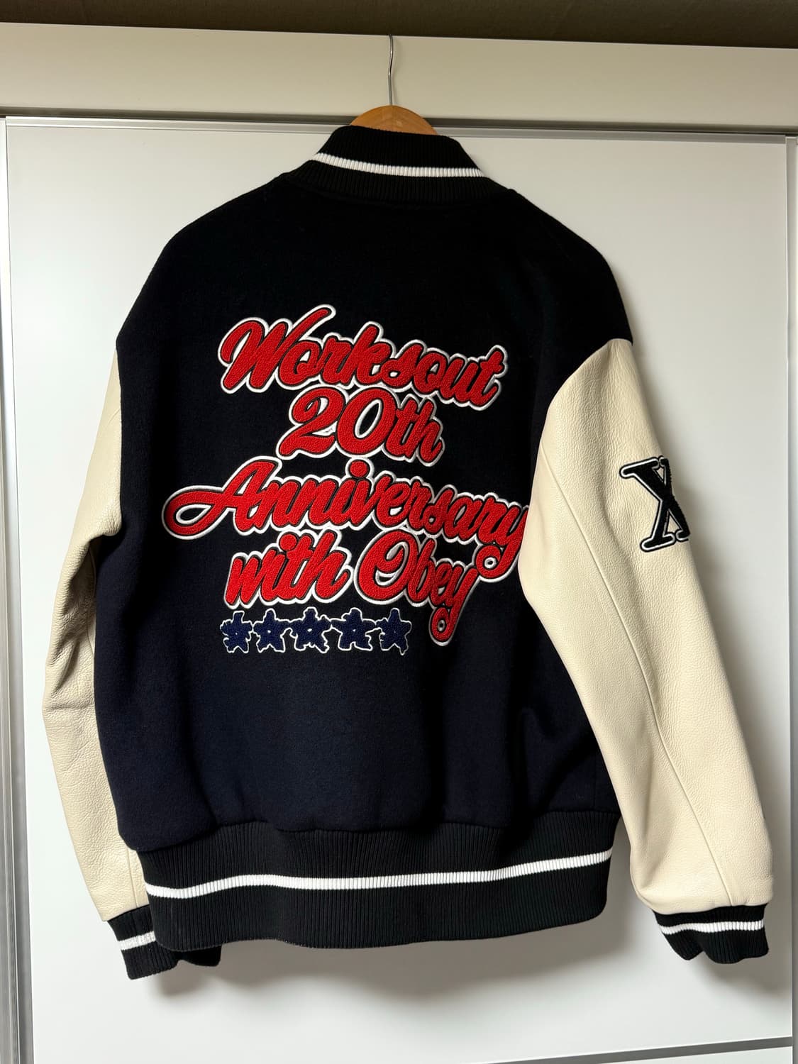 [XL]웍스아웃X오베이 20주년 바시티 상품이미지4