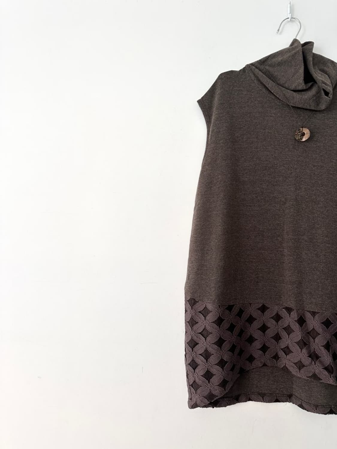 Ruin necklace pattern knit & ops / brown 상품이미지2