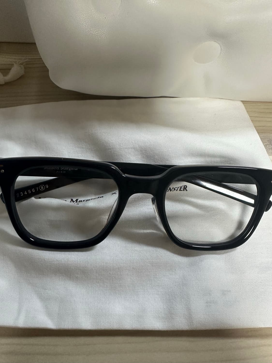 젠틀몬스터 마르지엘라 MM117 블랙 상품이미지1