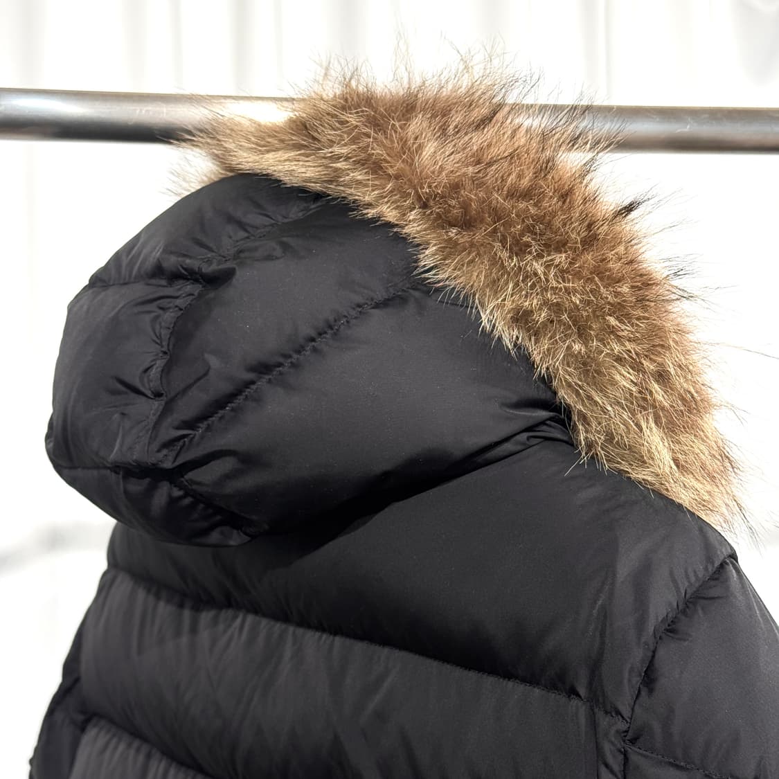 몽클레어 클루니 다운패딩 블랙 4 상품이미지5