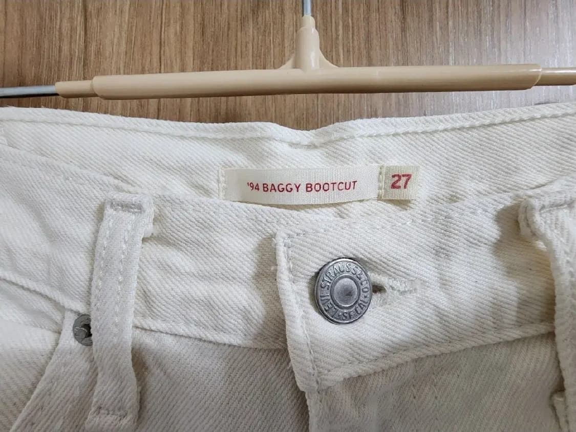 (27)여성 리바이스 94 배기 부츠컷 데님 팬츠 아이보리 상품이미지5