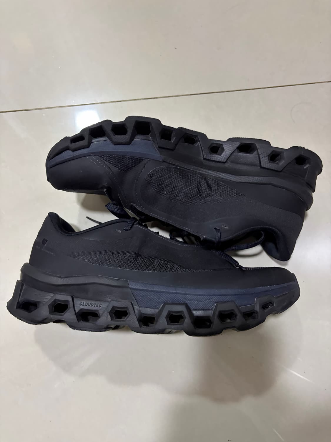 파프 온러닝 클라우드몬스터 2 블랙 280 상품이미지2