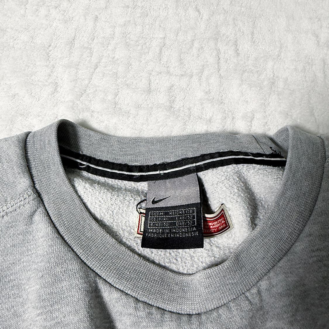 나이키 맨투맨 상품이미지3