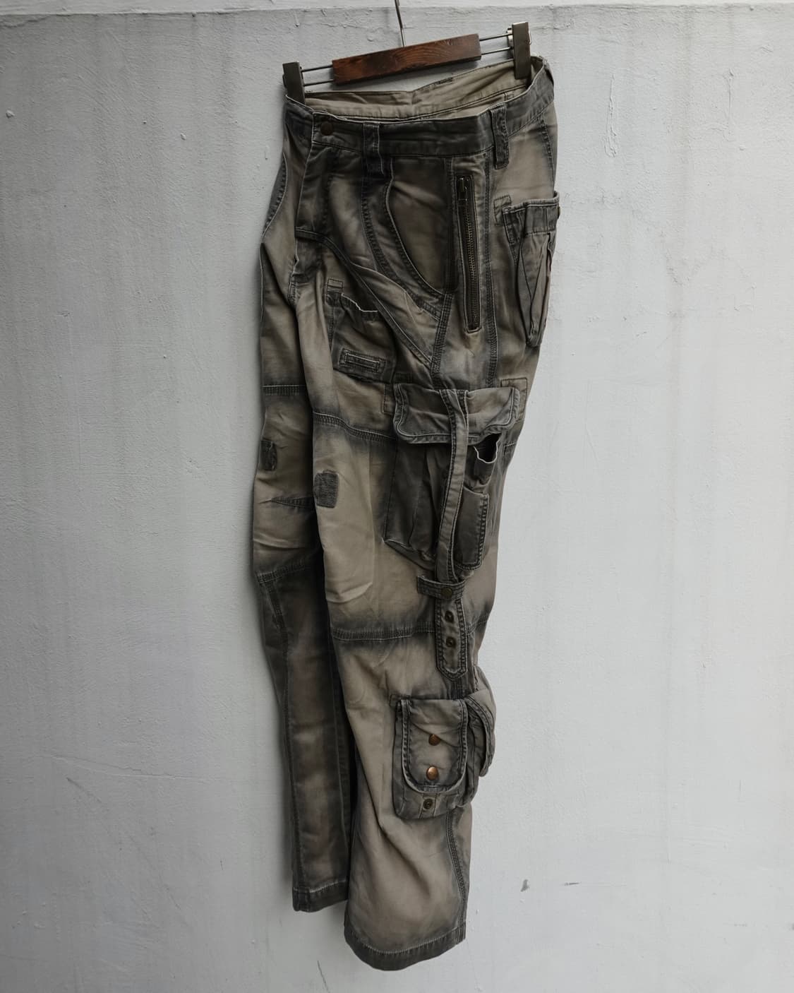 Halb by 키미노리 모리시타 가스마스크 카고 팬츠 상품이미지4