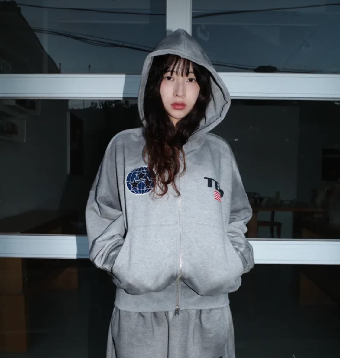 톰스벌스데이 TBD 월드로고 스프레이 후드집업 그레이 2 상품이미지3