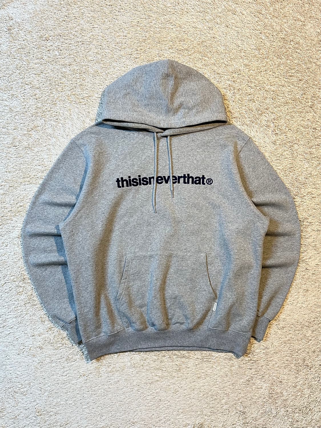 22FW 디스이즈네버댓 T-Logo 후드티 그레이 네이비 상품이미지1