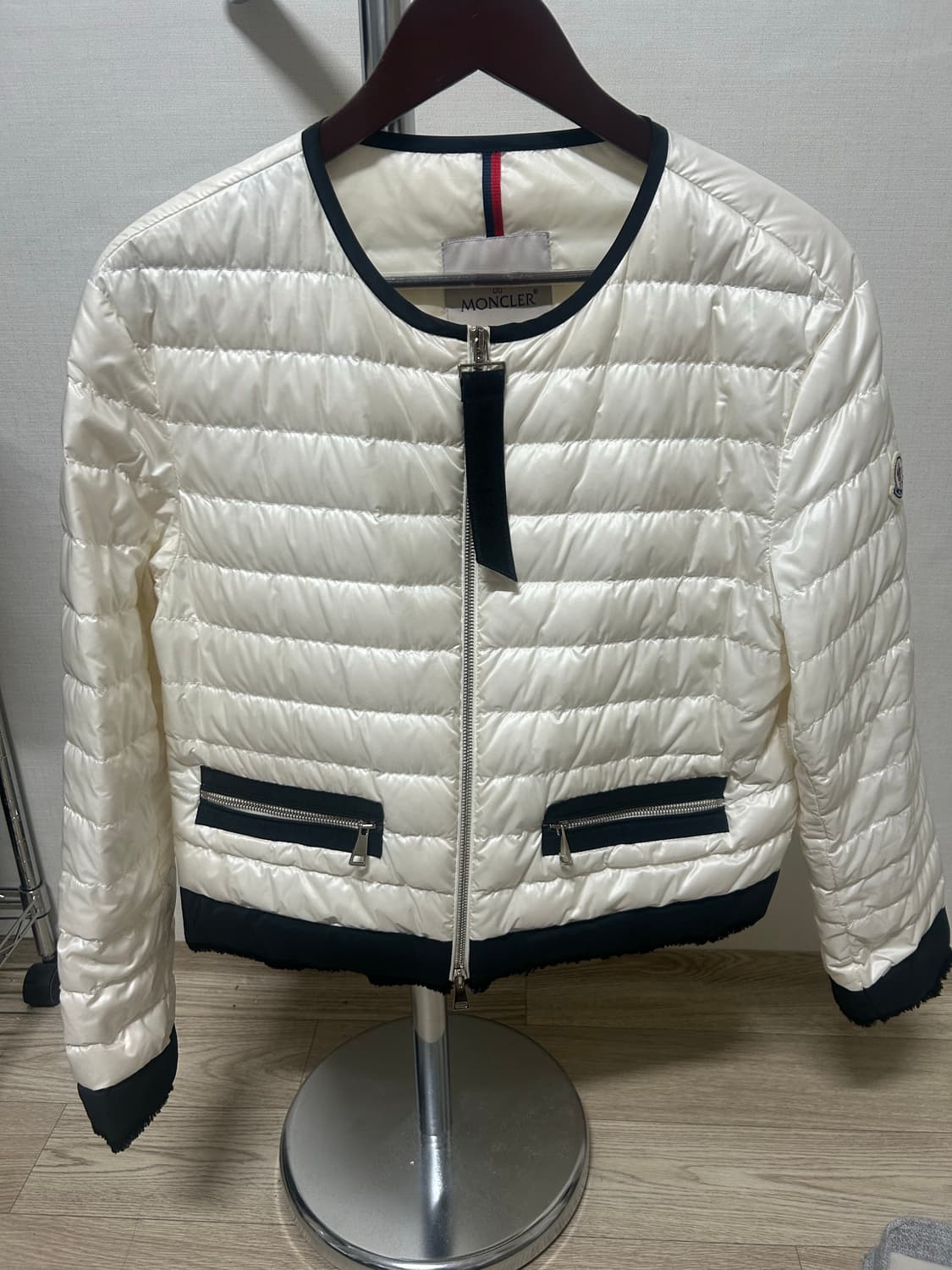 몽클레어 레물러스 패딩 상품이미지3