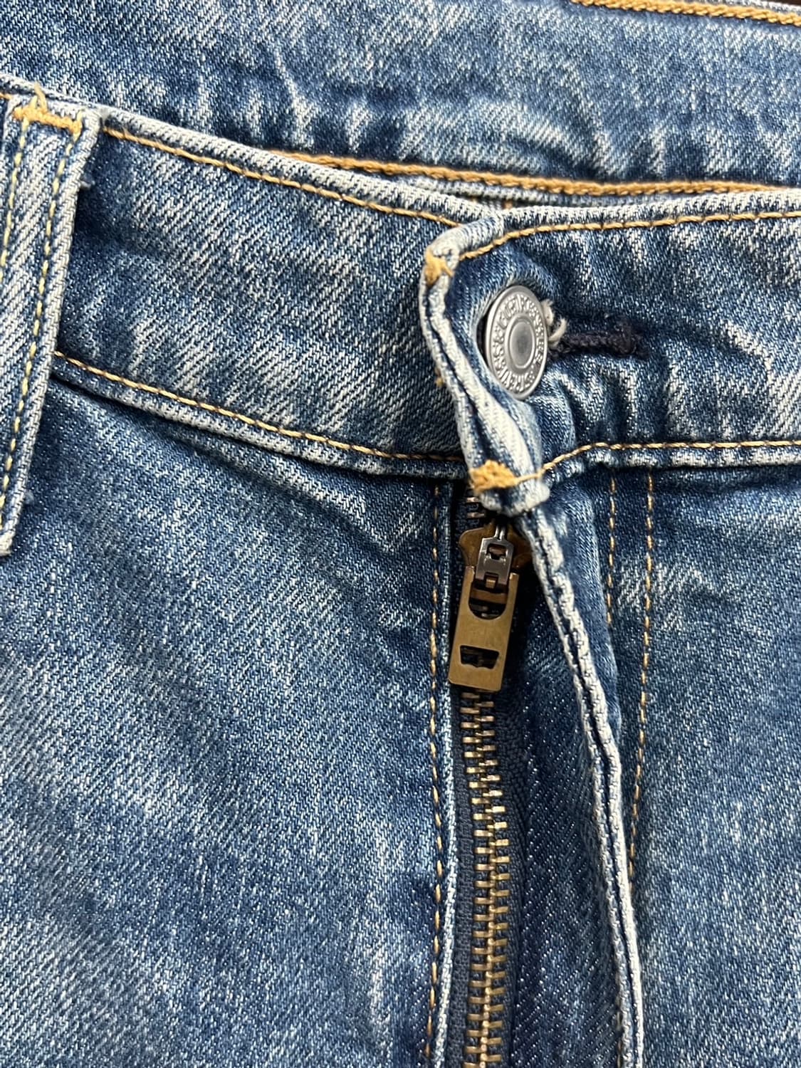 리바이스 502 레귤러 테이퍼드 워싱 데님 팬츠 상품이미지4