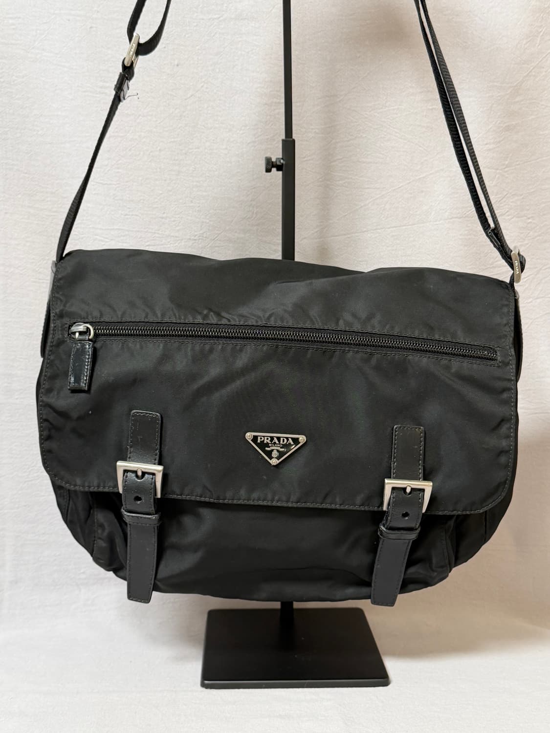 프라다 나일론 메신저백 포코노 크로스백 상품이미지4
