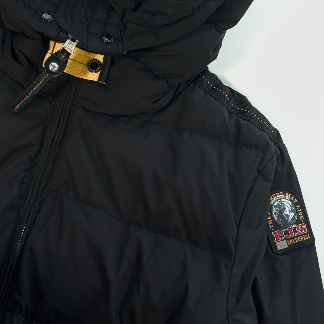 파라점퍼스 22FW 후드 다운 패딩 코트 상품이미지3