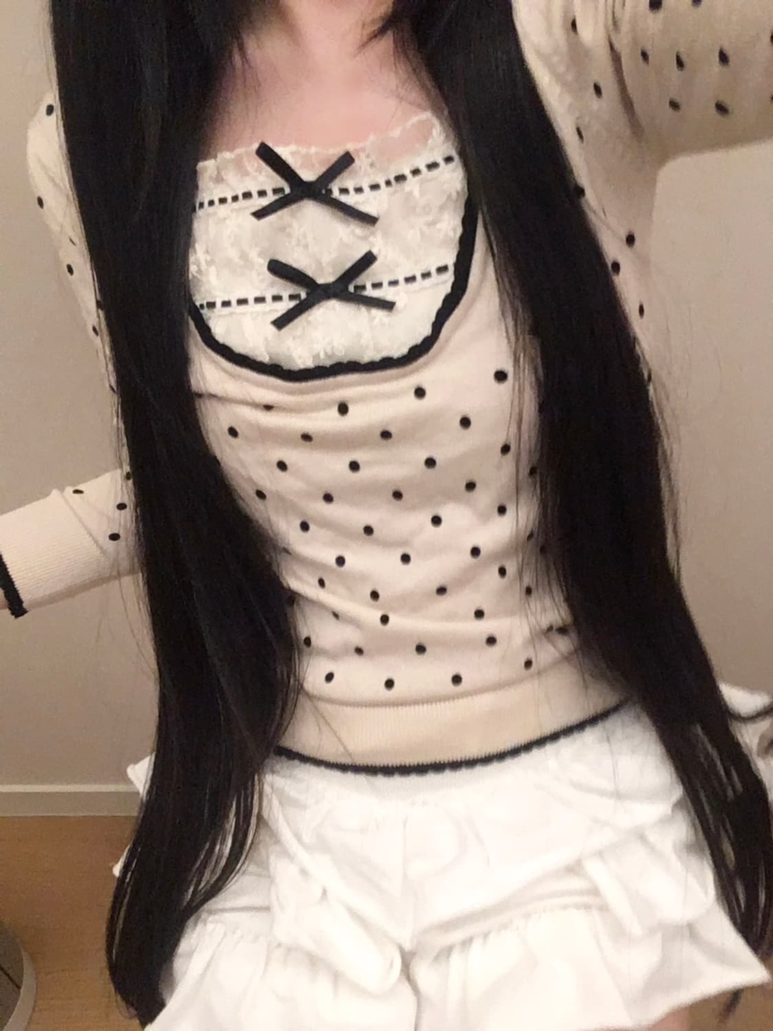 잉그니 베이지핑크 도트 탑 히메갸루 레어템 상품이미지4