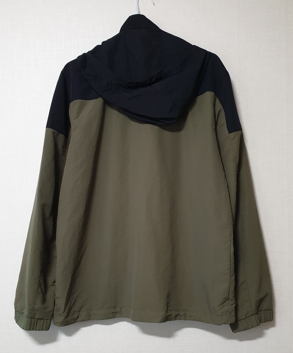 푸마 바람막이 점퍼 95사이즈 상품이미지2