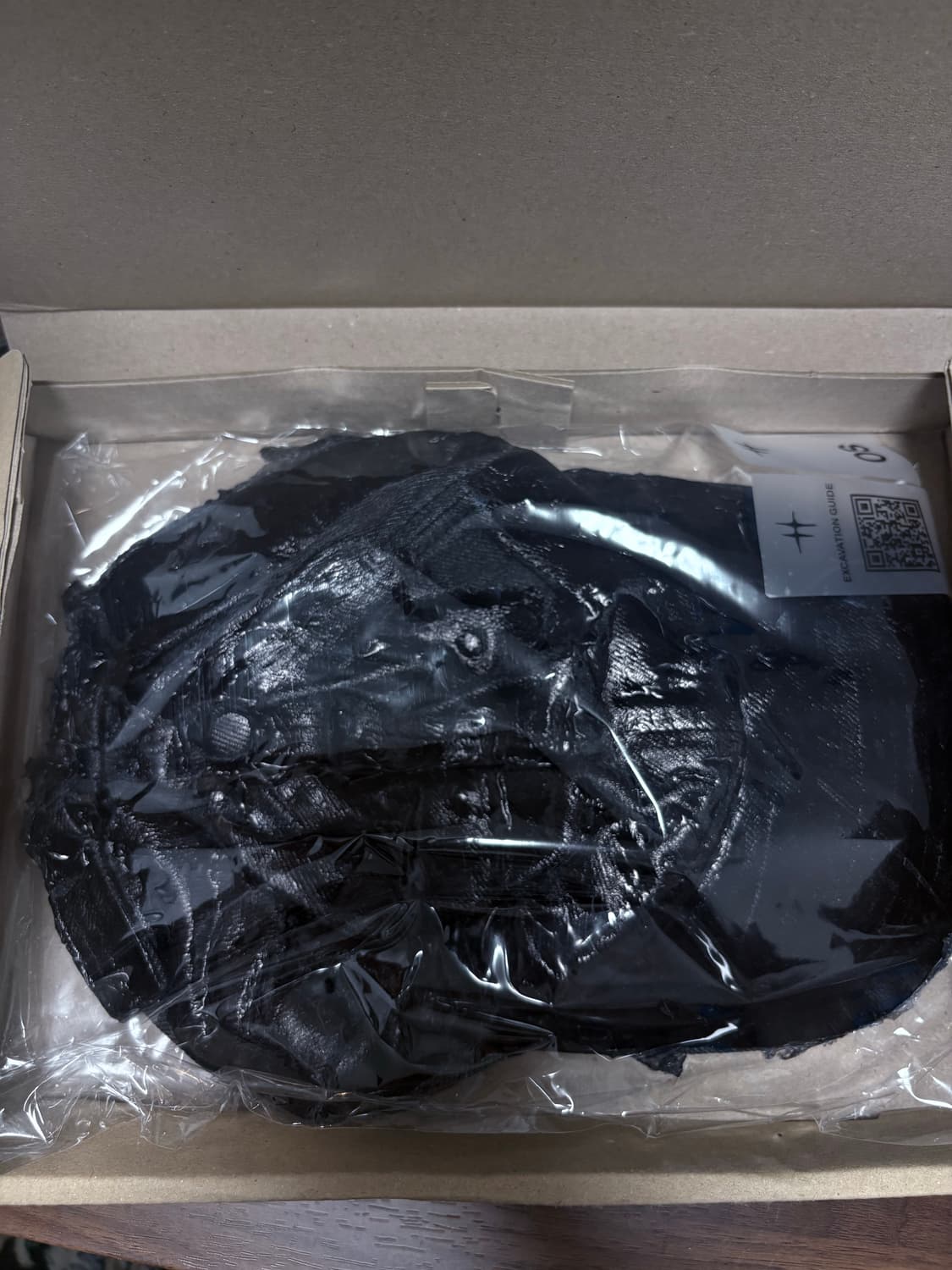 카르넷 아카이브 EXCAVATED OILED CAP 상품이미지2