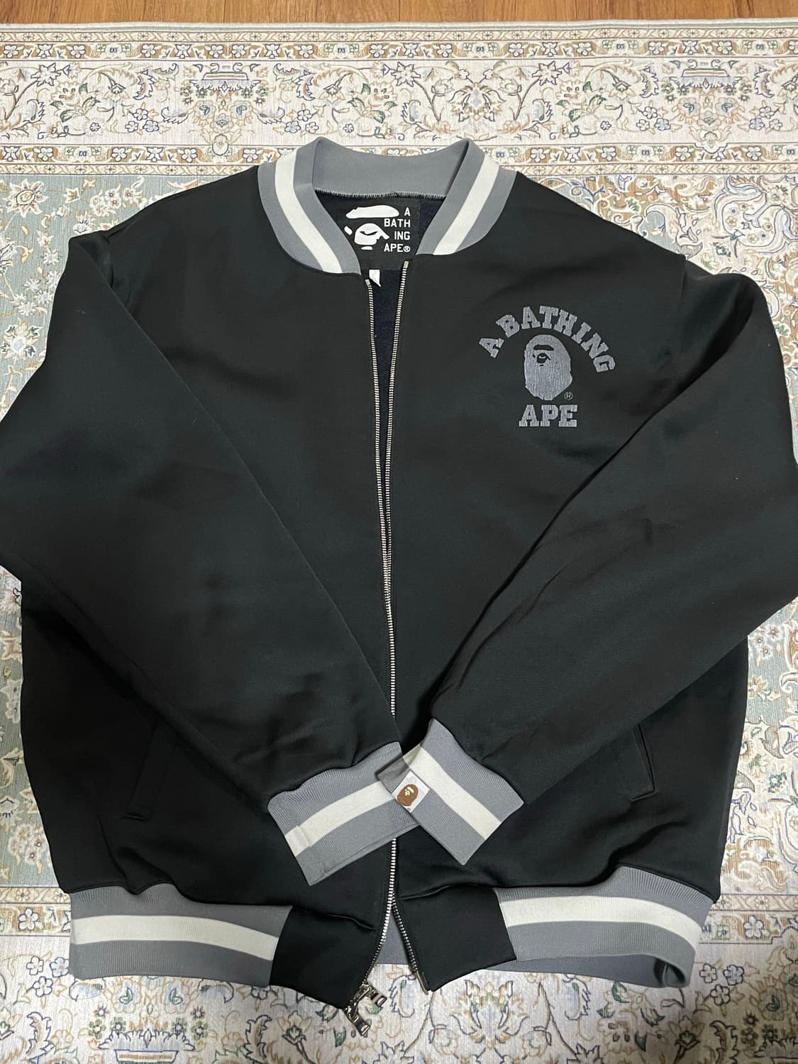 베이프 컬리지 로고 바시티 자켓 L 상품이미지1