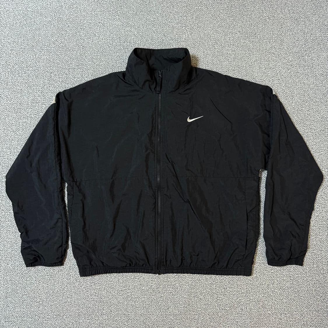 [정가 17만원] 나이키 빅로고 바람막이 L 상품이미지4