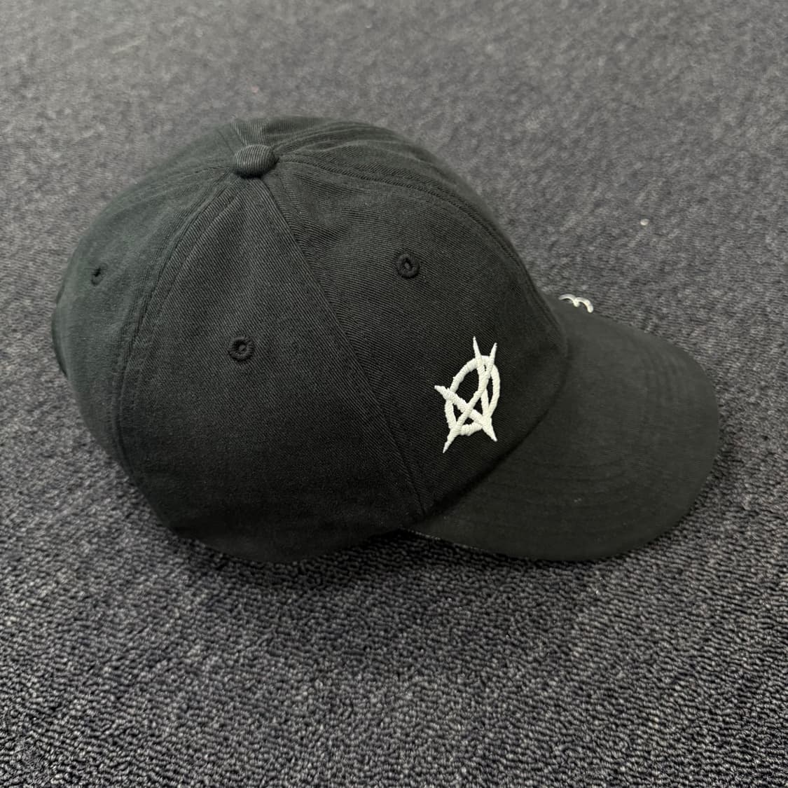 베트멍 x 리복 아나키링 볼캡 모자 상품이미지4