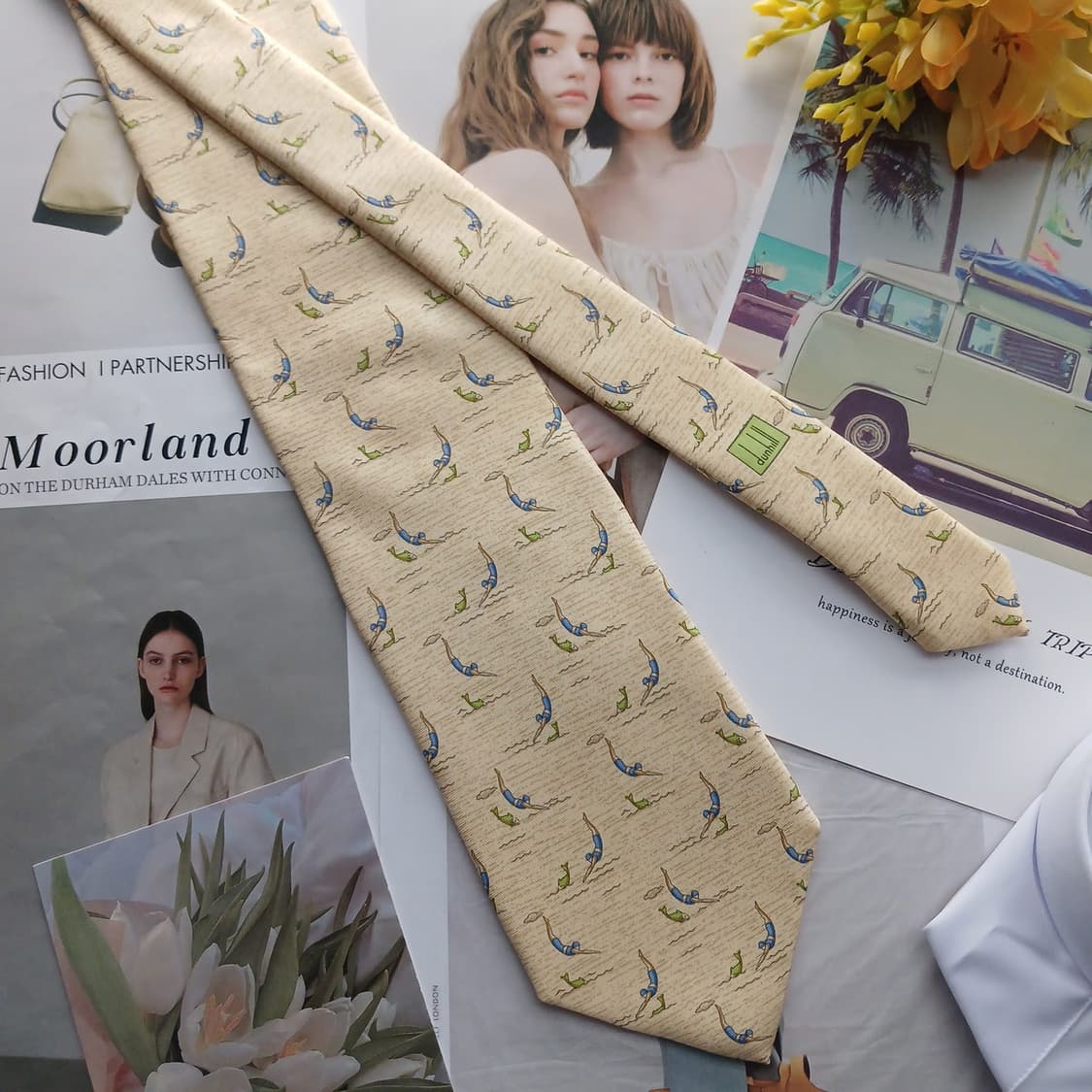 던힐 실크 다이버 패턴 넥타이 9.7cm A+등급 A18309
 상품이미지3
