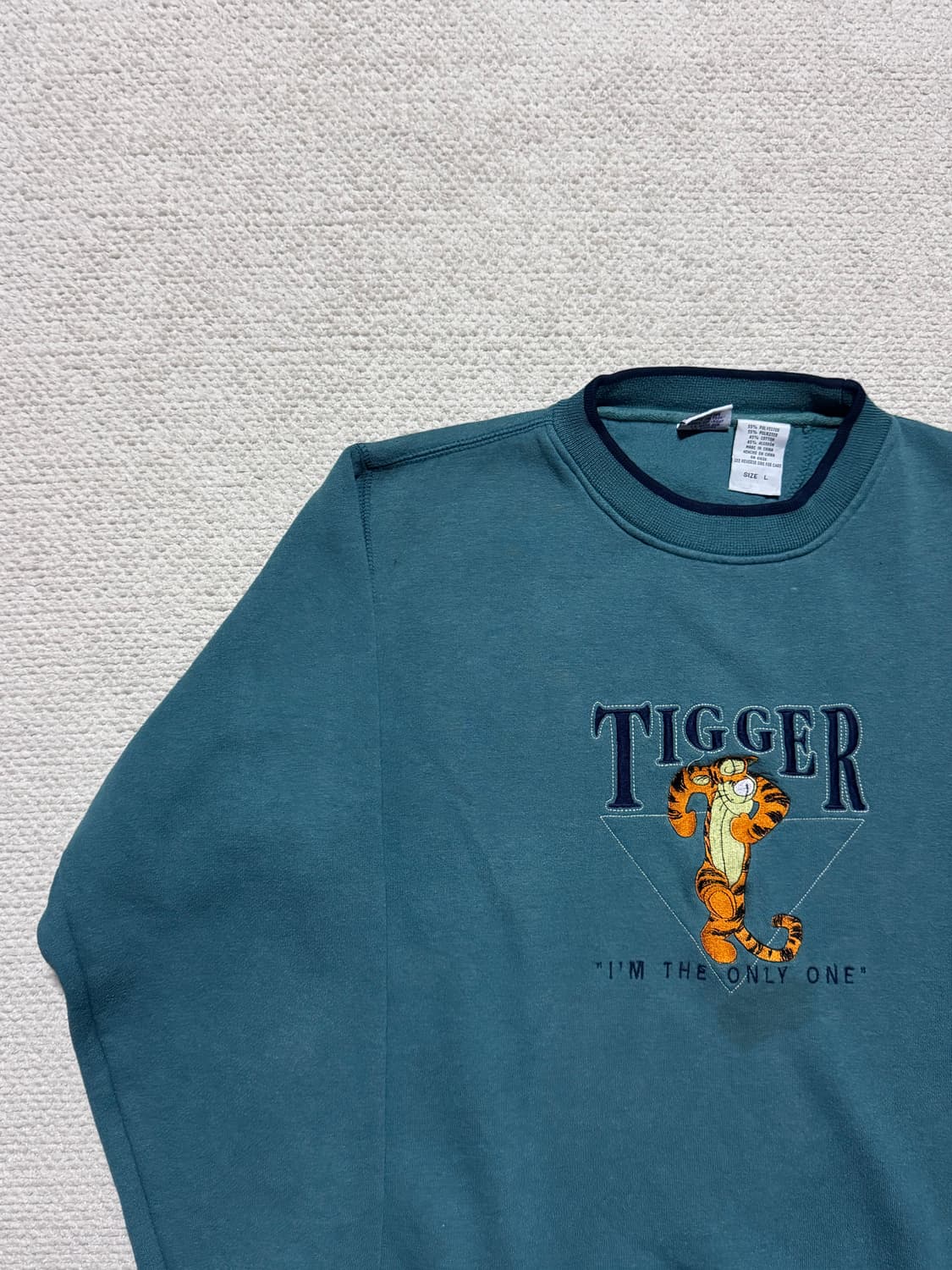 디즈니 푸우 타이거 자수 스웻셔츠 L 상품이미지1