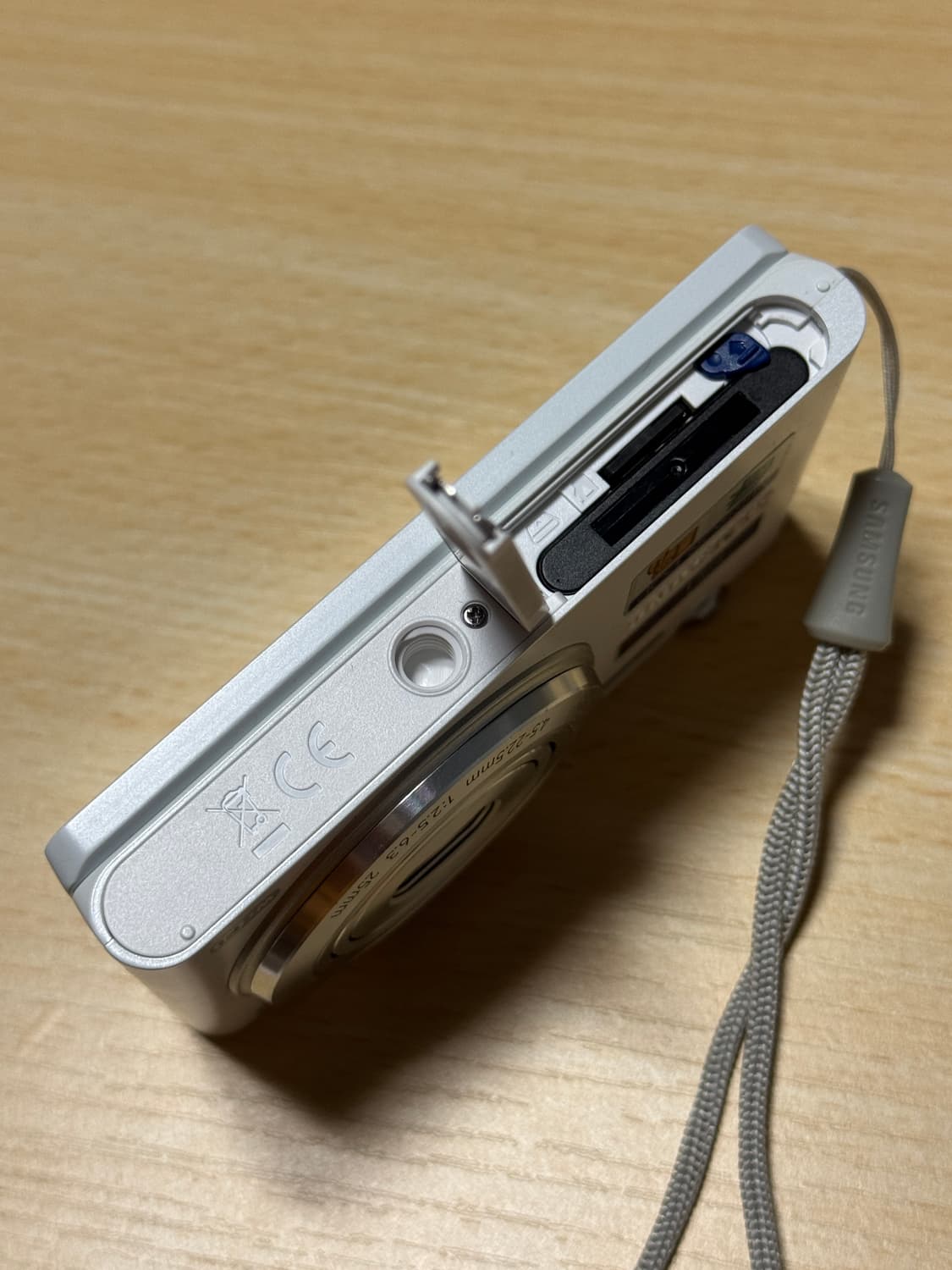 삼성 MV900F 미러팝 디카 화이트 상품이미지4