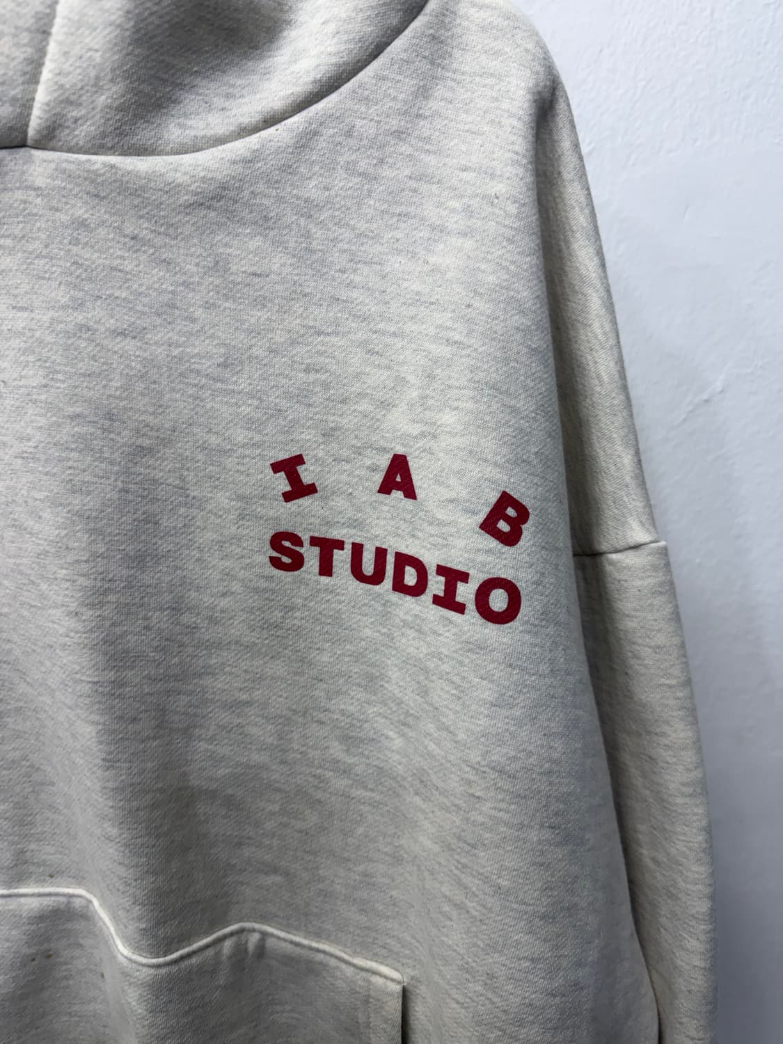 정품) 아이앱스튜디오 기모 후드티 라이트그레이 XL 상품이미지3