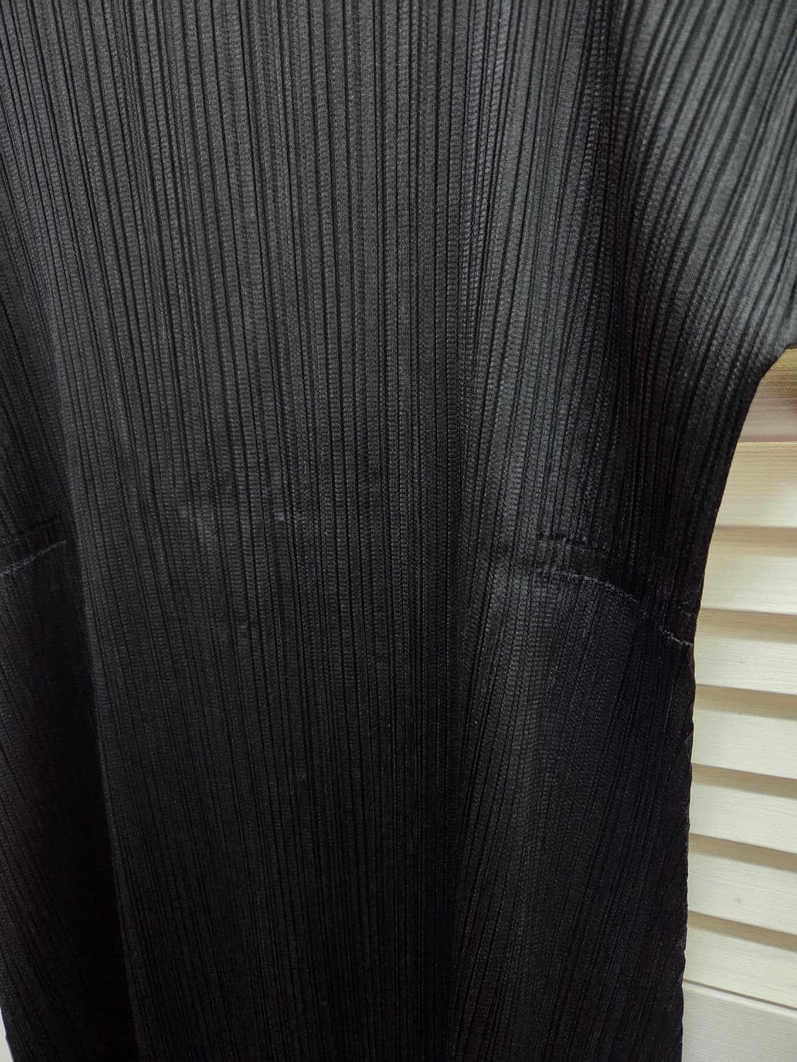 플리츠플리즈 이세이미야케 모크넥 티셔츠 상품이미지2