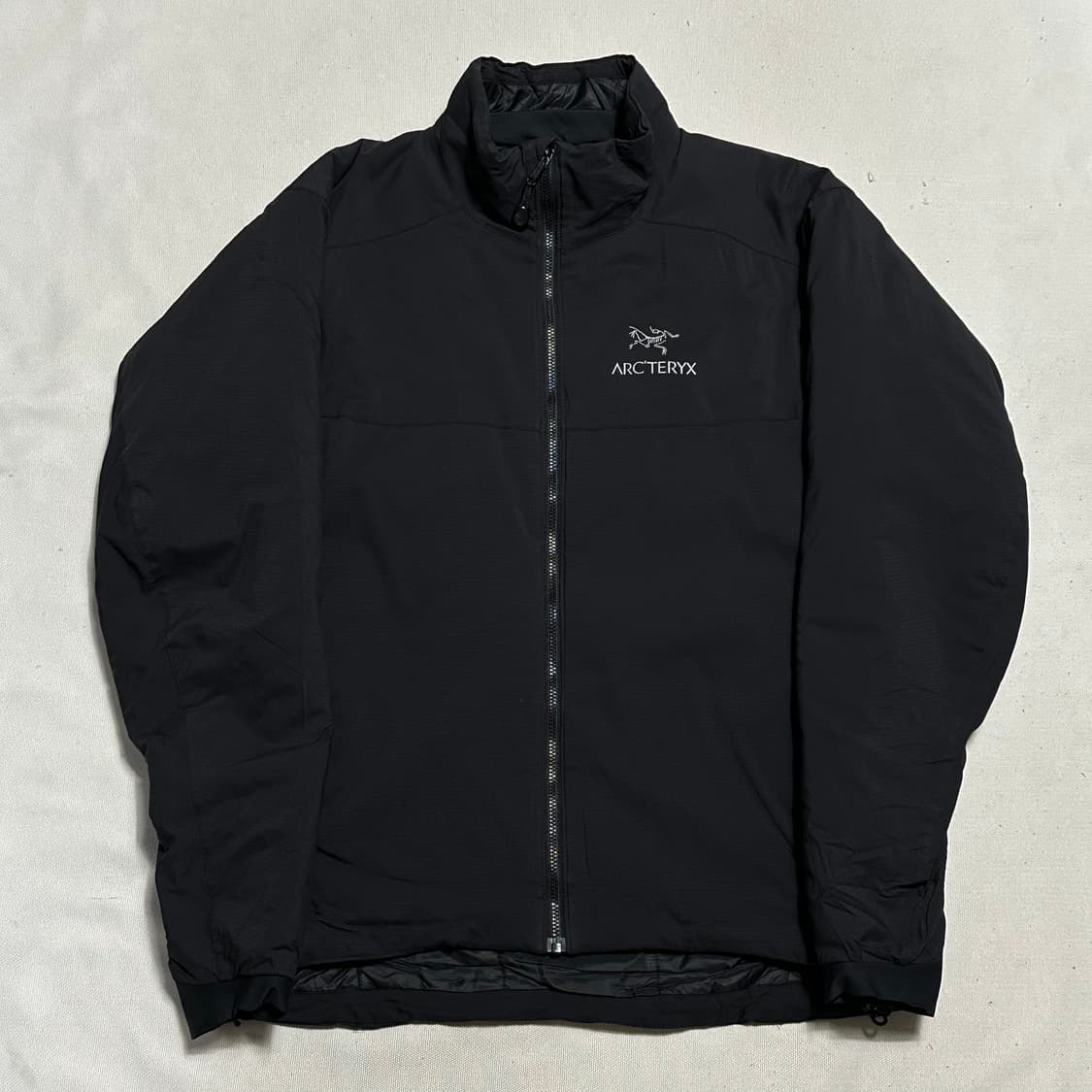 S 아크테릭스 블랙 나일론 점퍼 상품이미지2