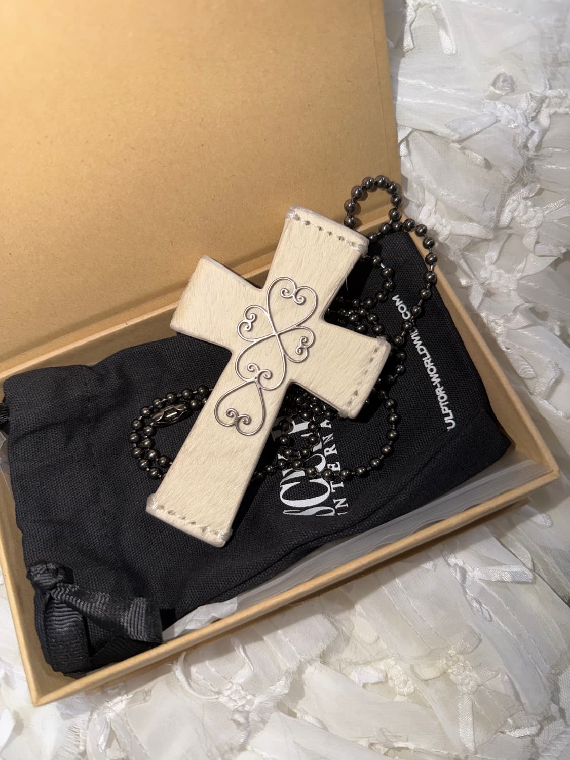 스컬프터 cross hair on strap wallet 화이트 상품이미지1