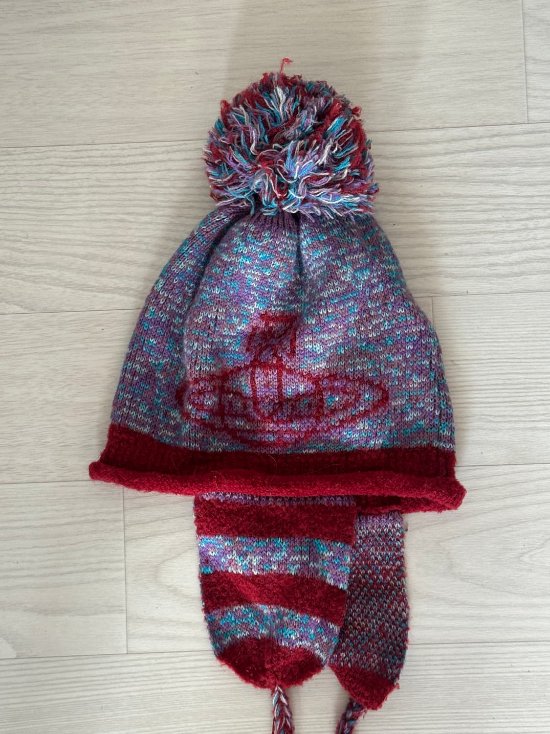 비비안웨스트우드 이어플랩 비니 상품이미지1