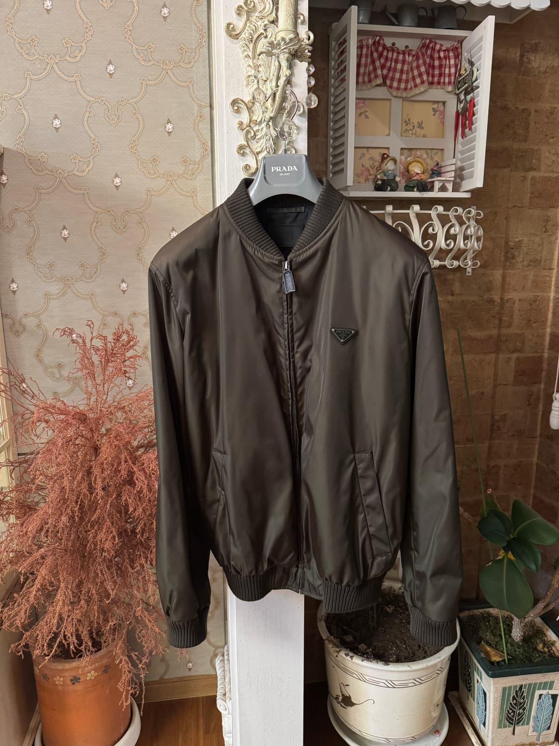 프라다 리나일론 블루종 카키 올리브 상품이미지1