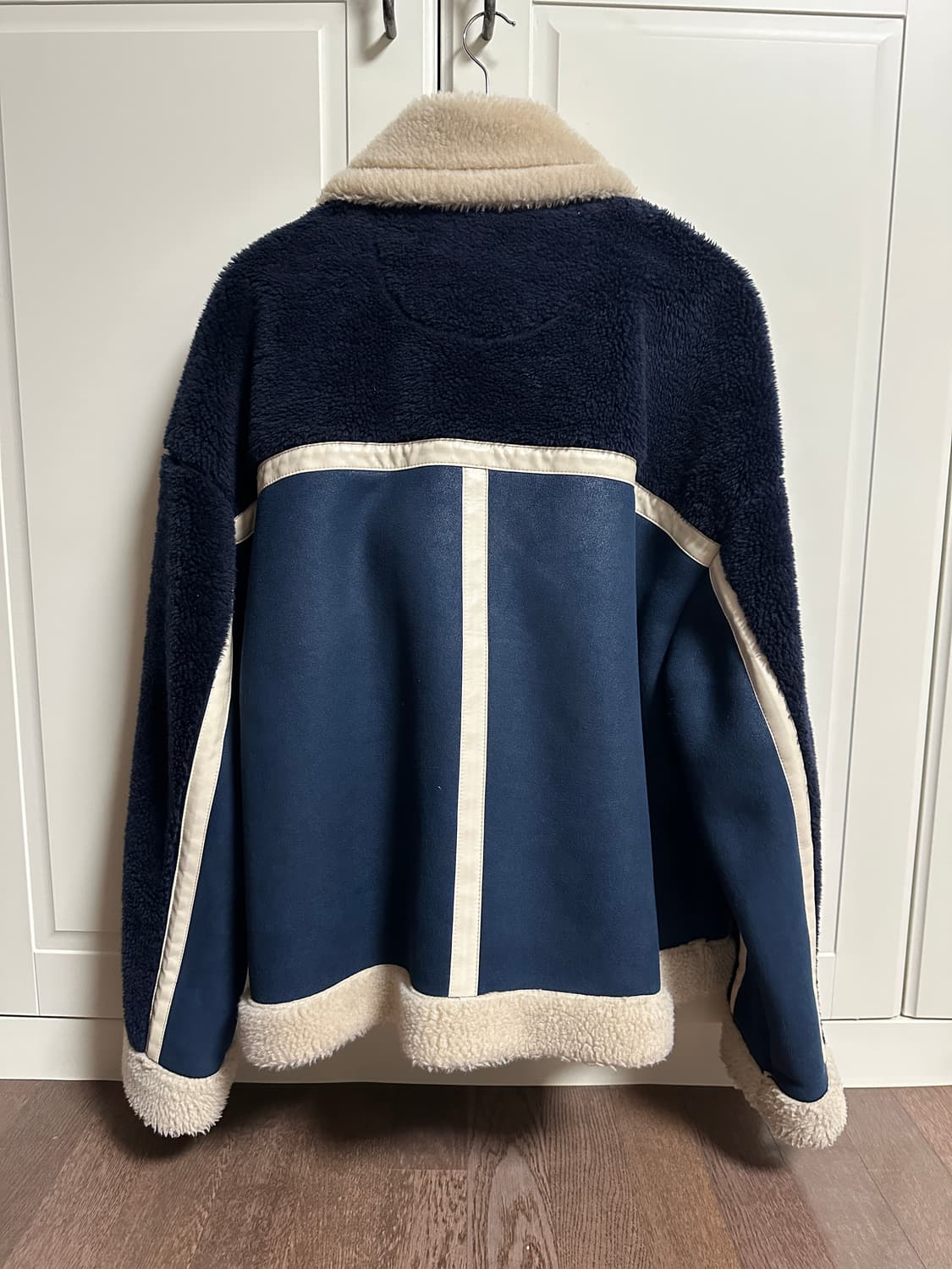 로맨틱크라운 무스탕 L 상품이미지2