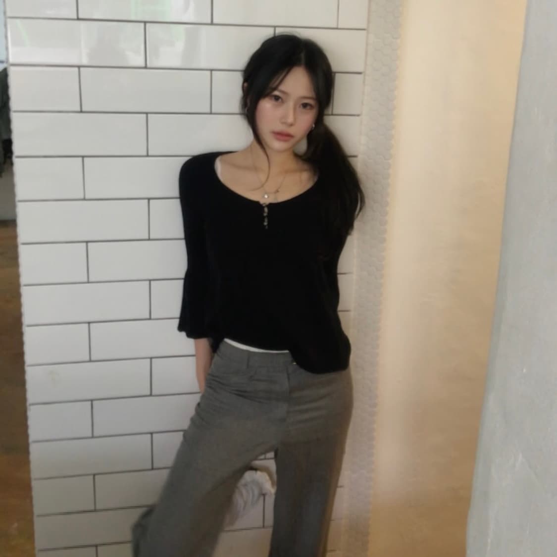 빈티지 레이스 디테일 니트 블라우스 상품이미지1