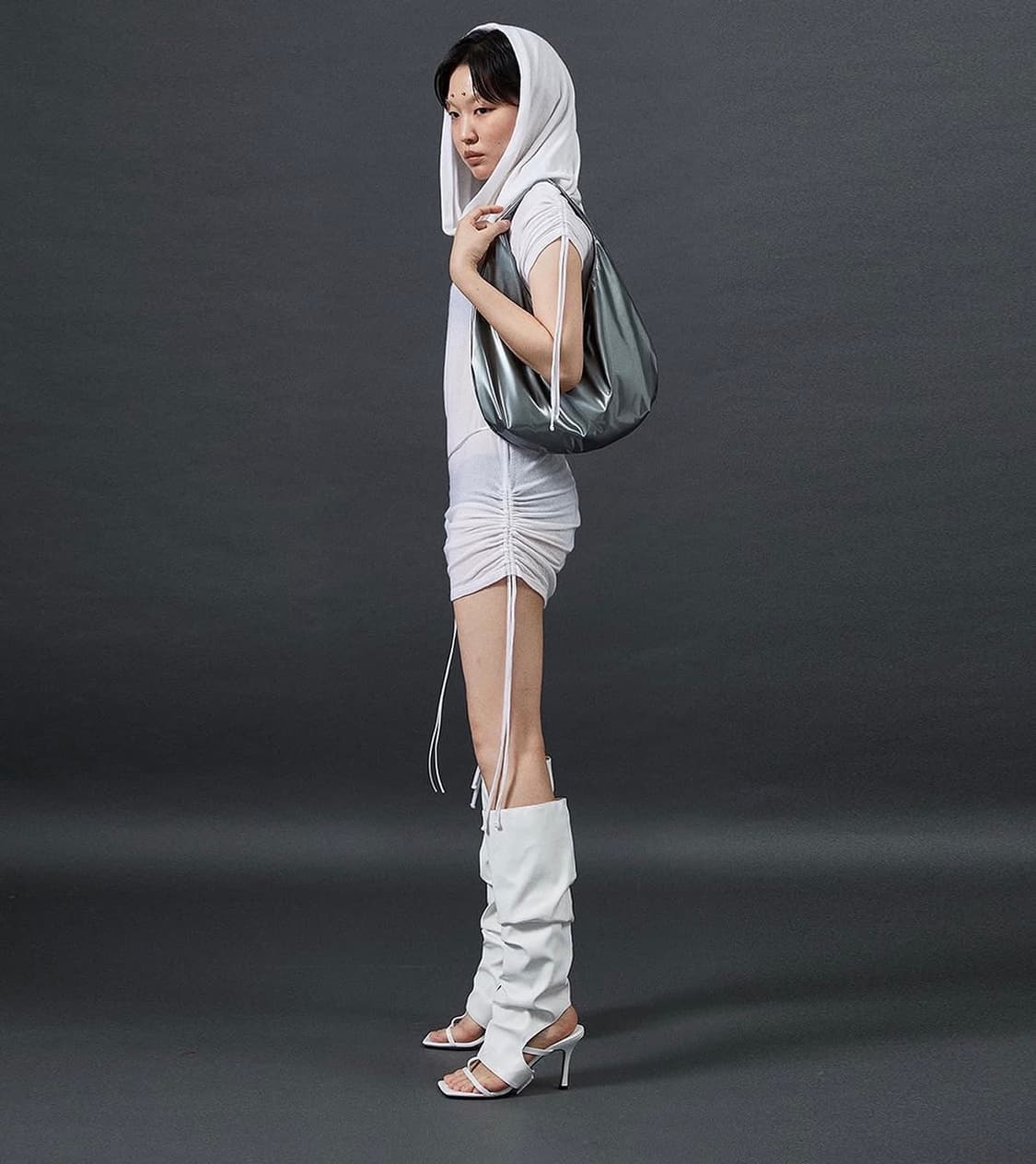 kanari 카나리 오프숄더 셔링 원피스 상품이미지3