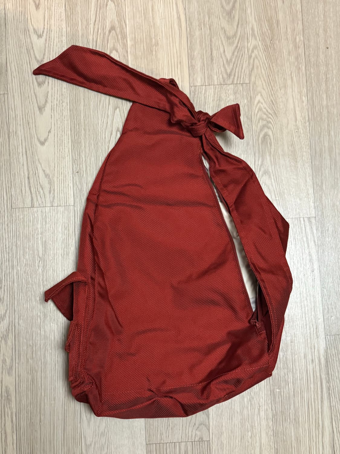 라프시몬스 이스트팩 18AW 슬링백 레드 상품이미지3