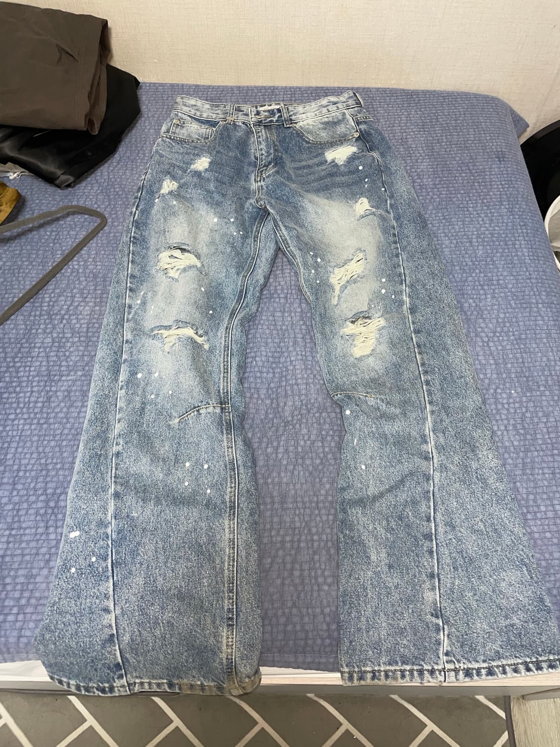 슬로우애시드 디스트로이드 플레어 핏 데님 상품이미지1