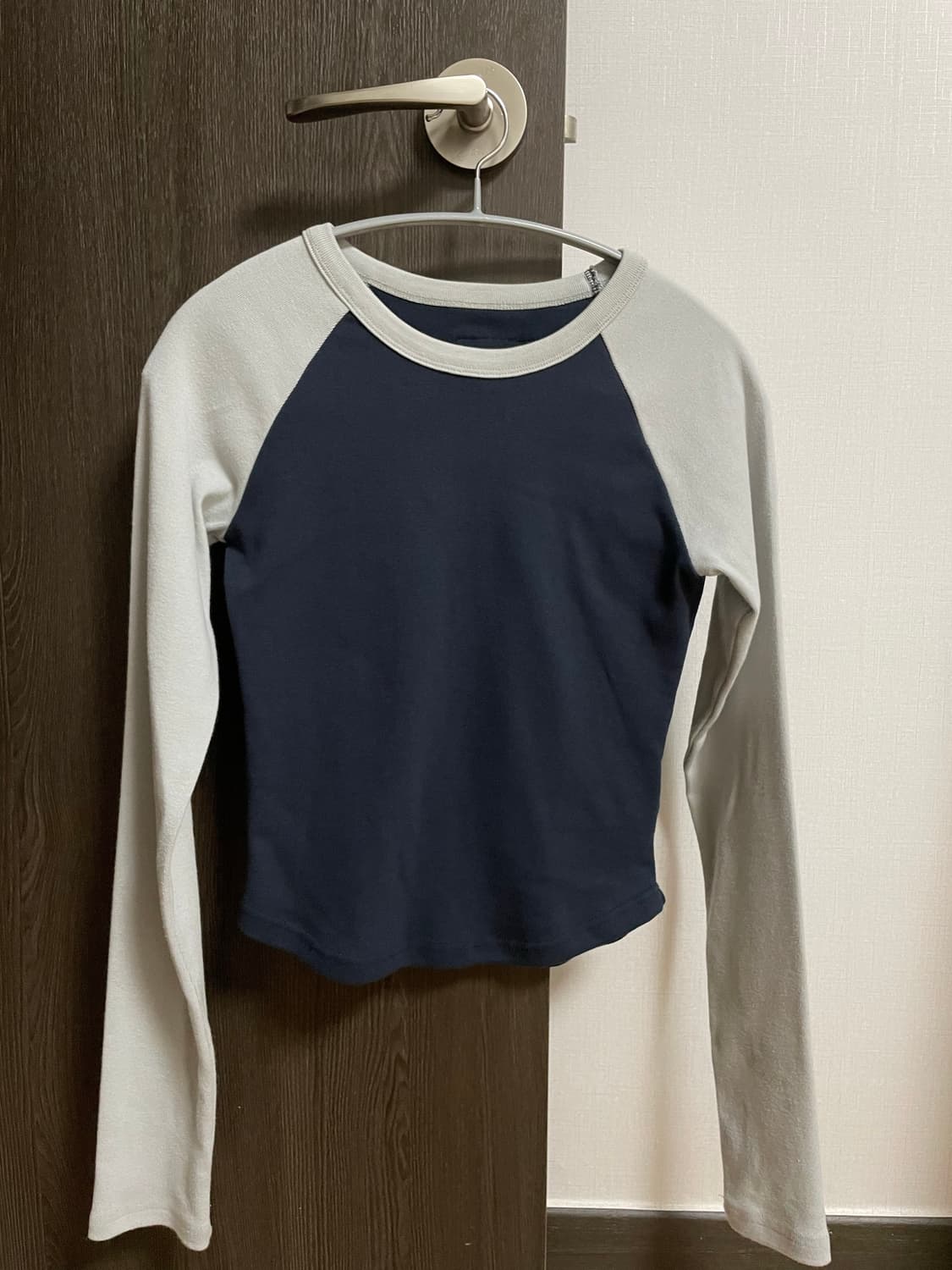큐리티 C RAGLAN LONG SLEEVE T-SHIRT_NAVY 상품이미지7