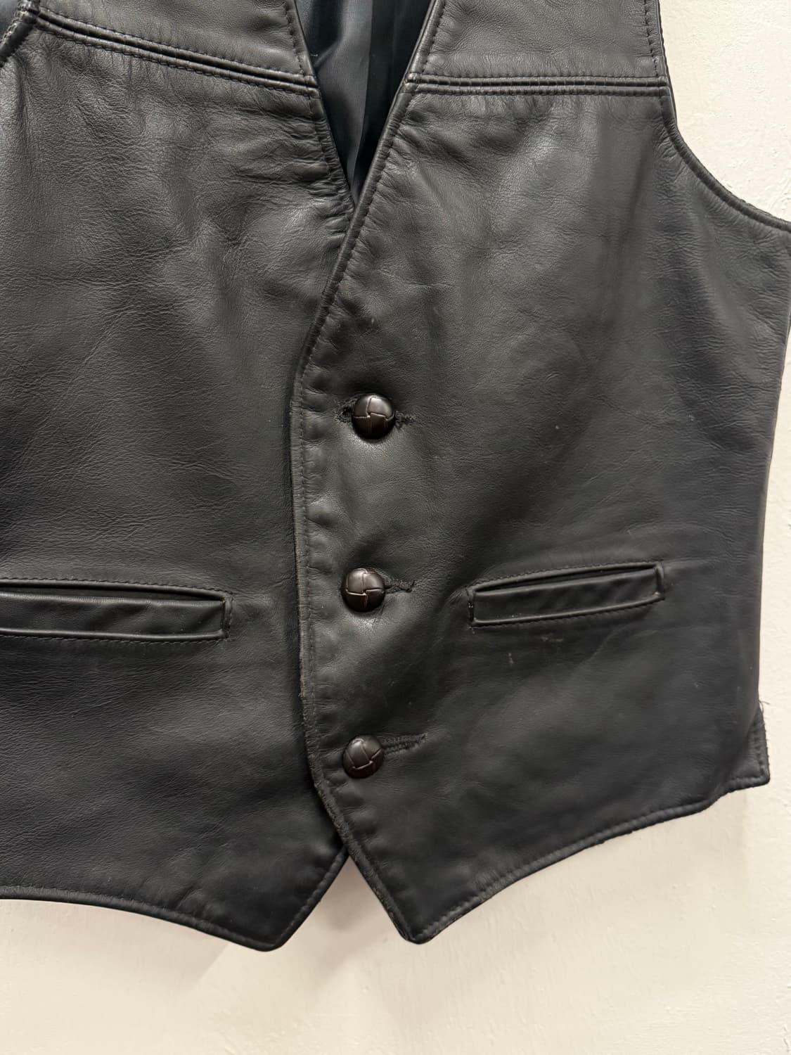 66) Schott NYC Leather Western Vest 상품이미지3