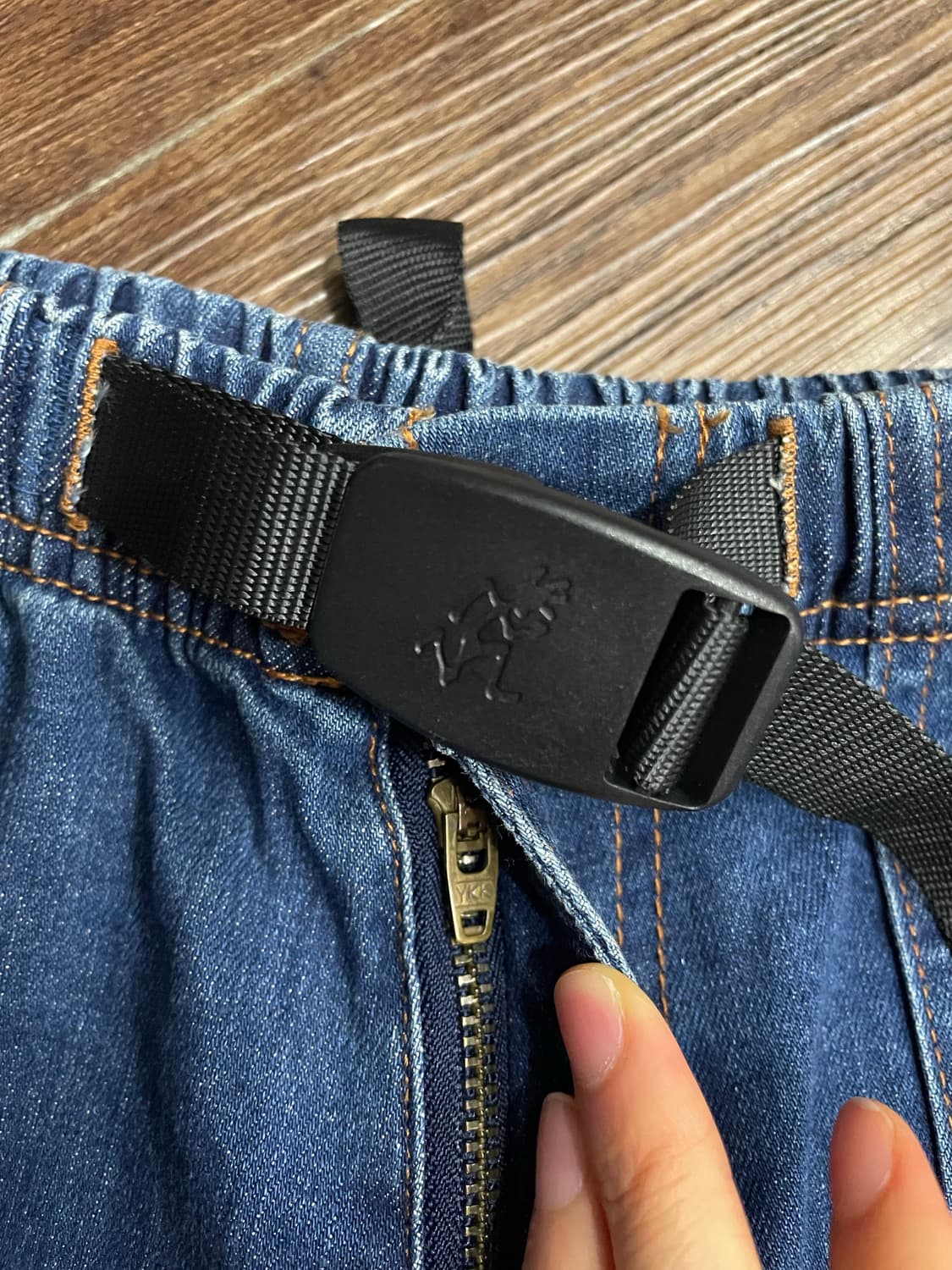 그라미치 루즈 테이퍼드 스트레치 데님 팬츠 상품이미지4