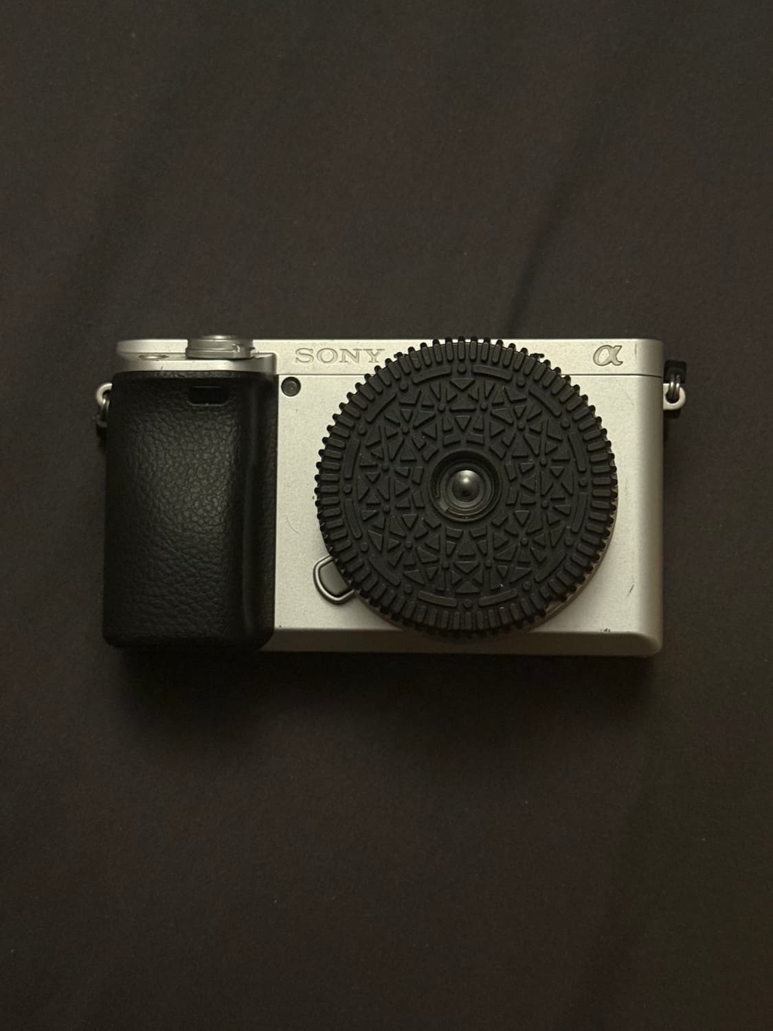 소니 A6400 미러리스 카메라 실버 상품이미지1