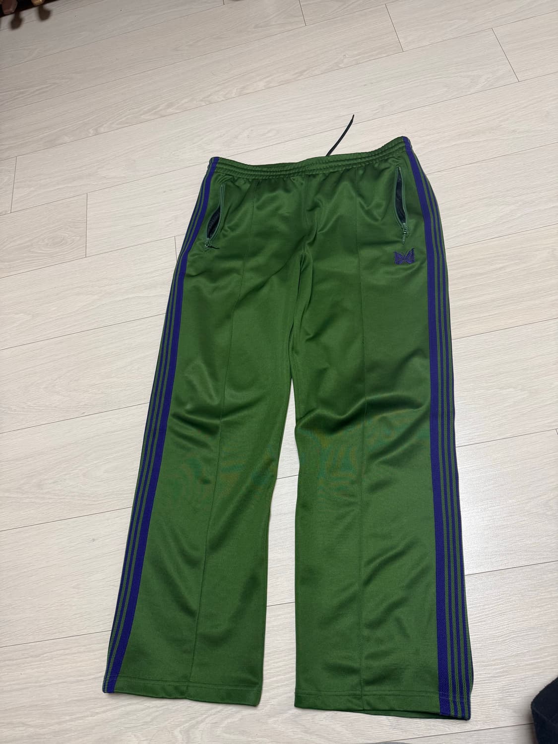 [L] 니들스 트랙팬츠 스트레이트 핏 상품이미지1