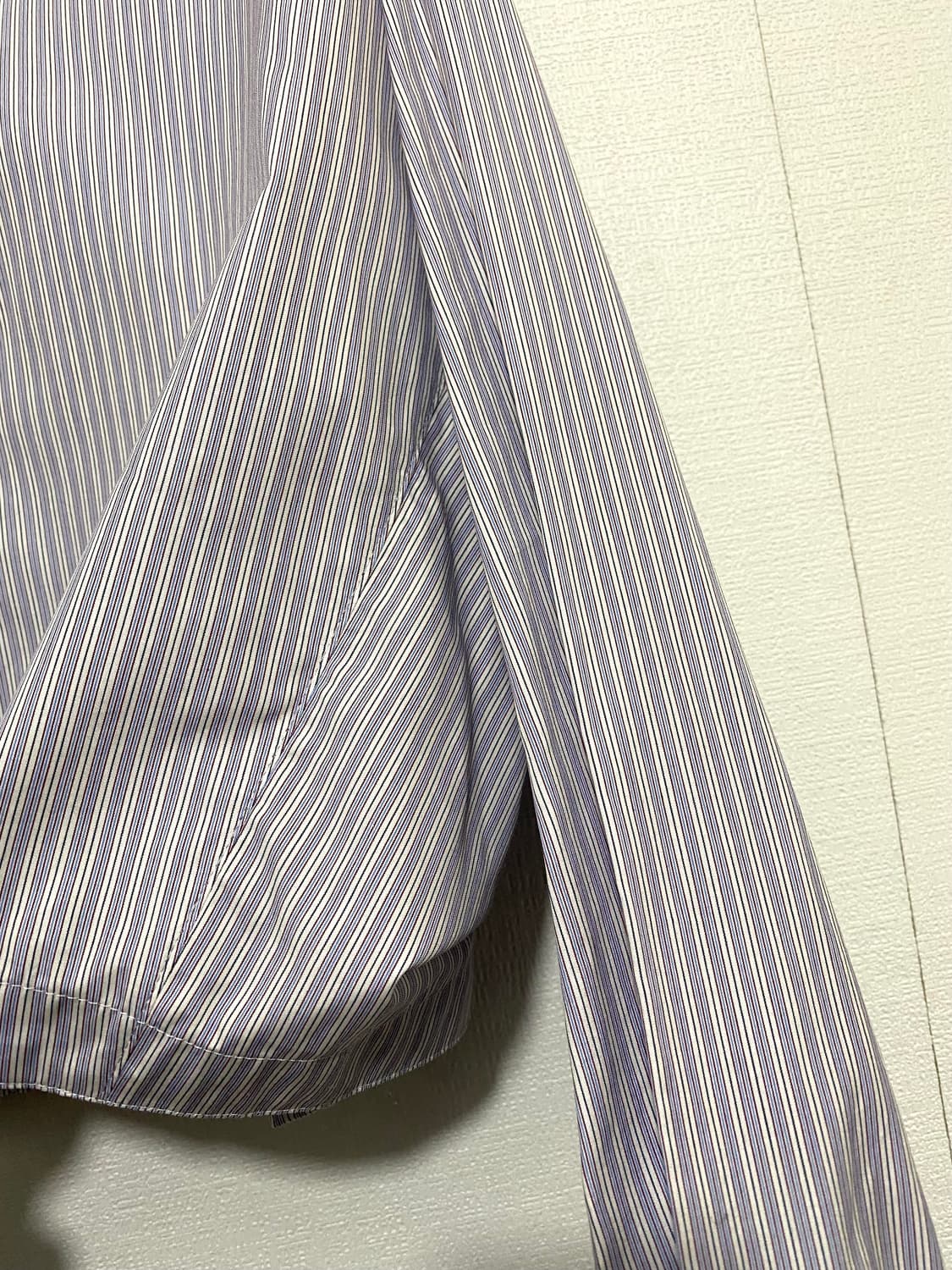 22SS 바네사브루노아떼 크롭 블라우스 상품이미지3