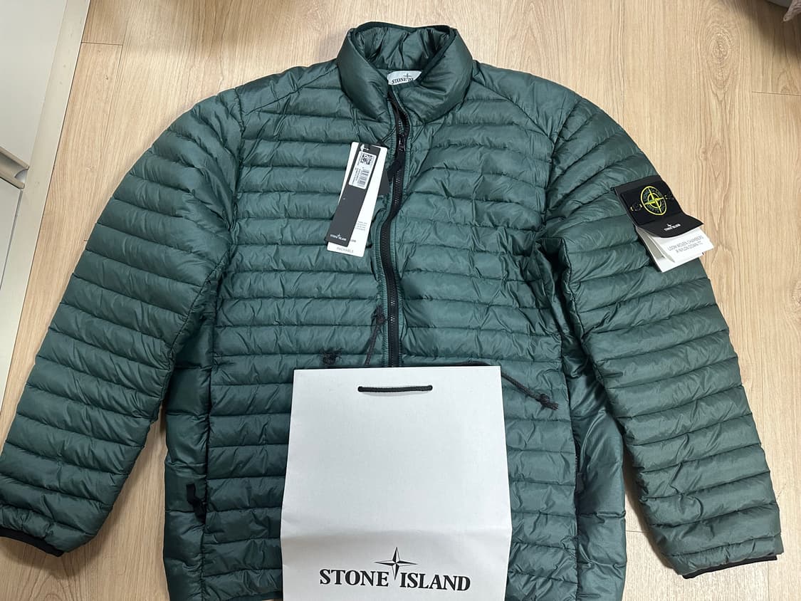 스톤아일랜드 24fw 룸우븐 경량패딩 새제품 XL 상품이미지1