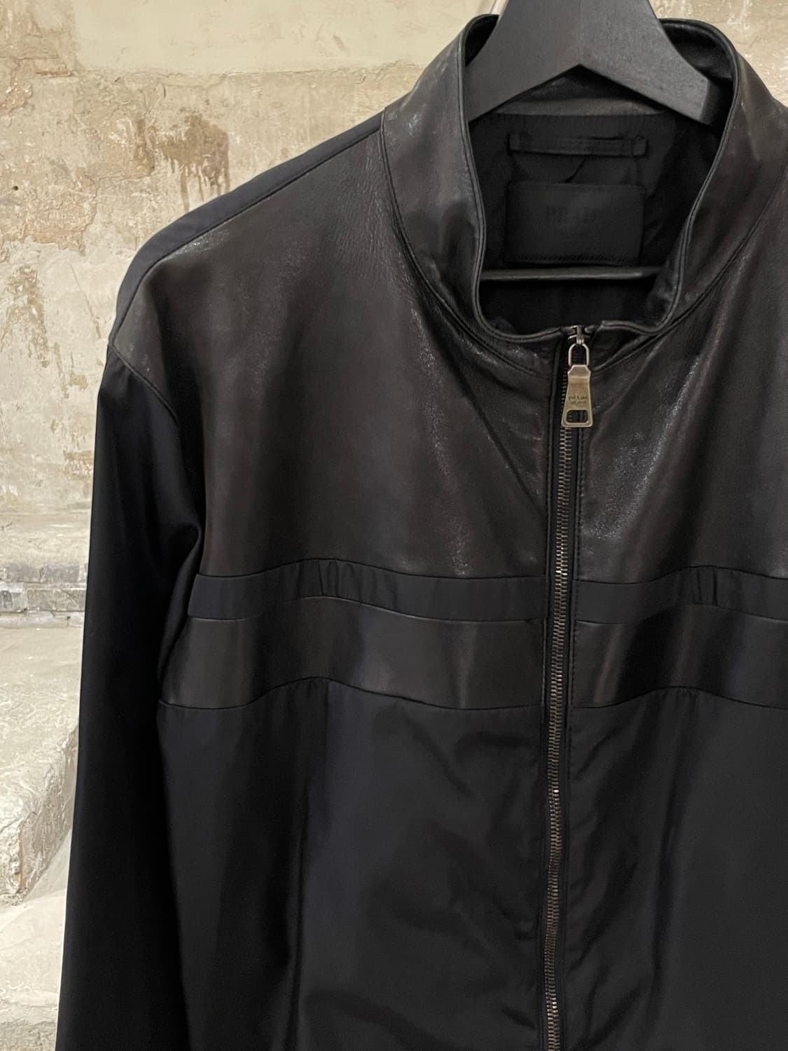 프라다 블랙 램스킨 요크 투 웨이 집업 나일론 롱 자켓 상품이미지2