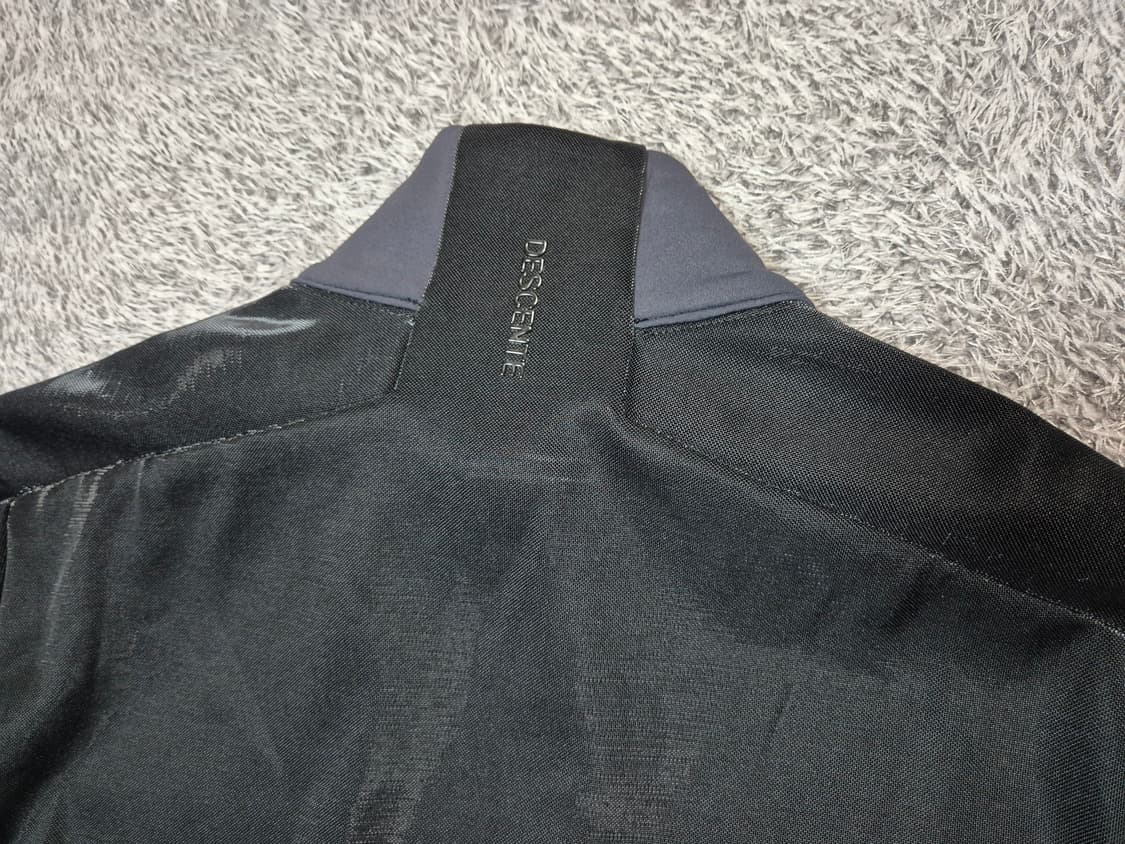 데상트 남성 트랙 자켓 95 상품이미지4