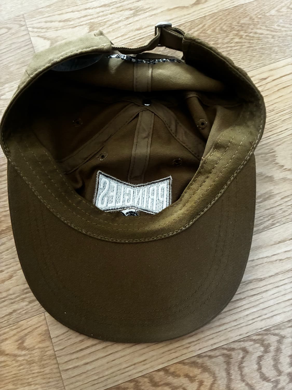 프링글스 X 칼라파타르 보타이 볼캡 상품이미지2