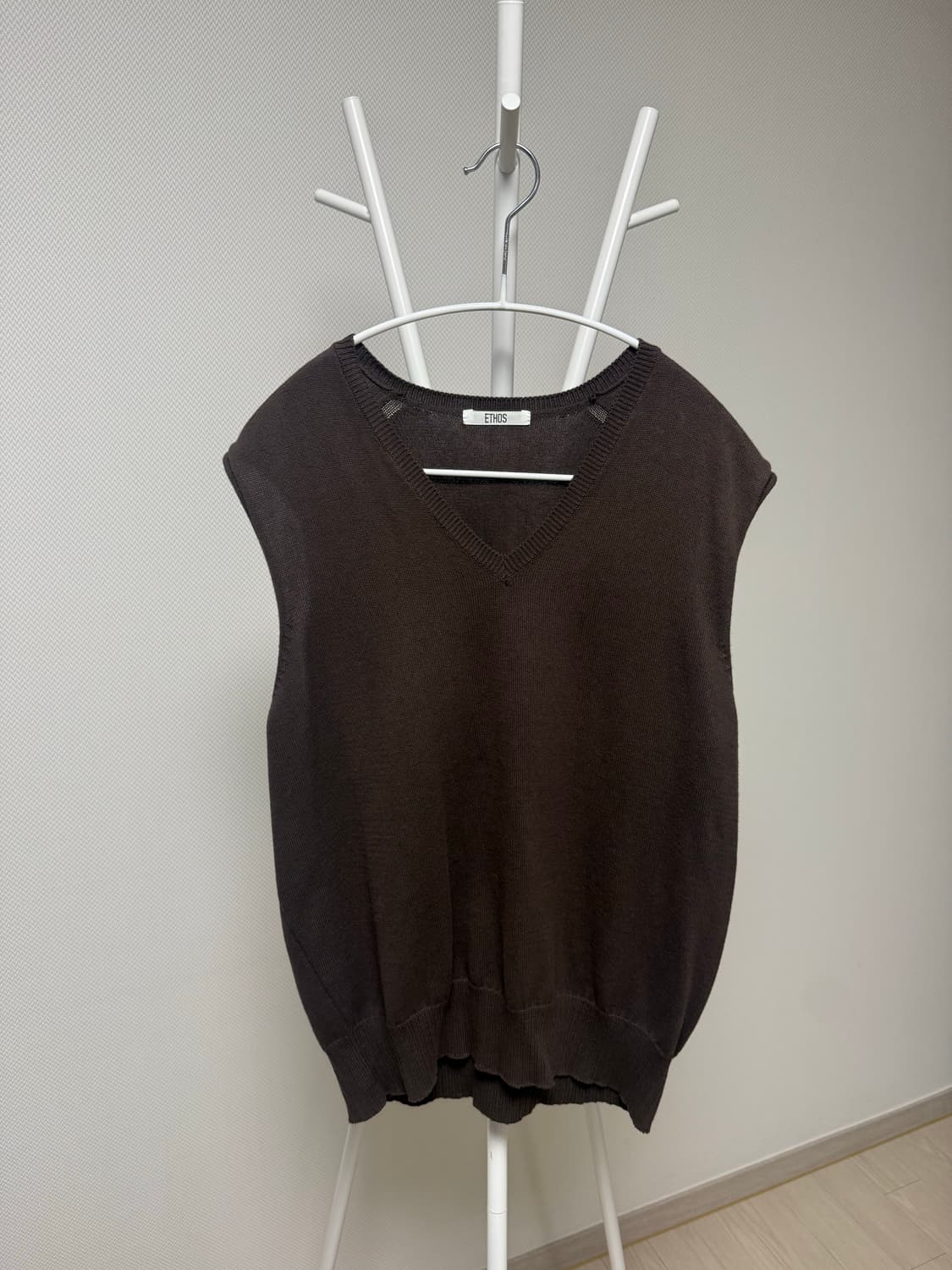 에토스 코튼브이넥 니트베스트 상품이미지4