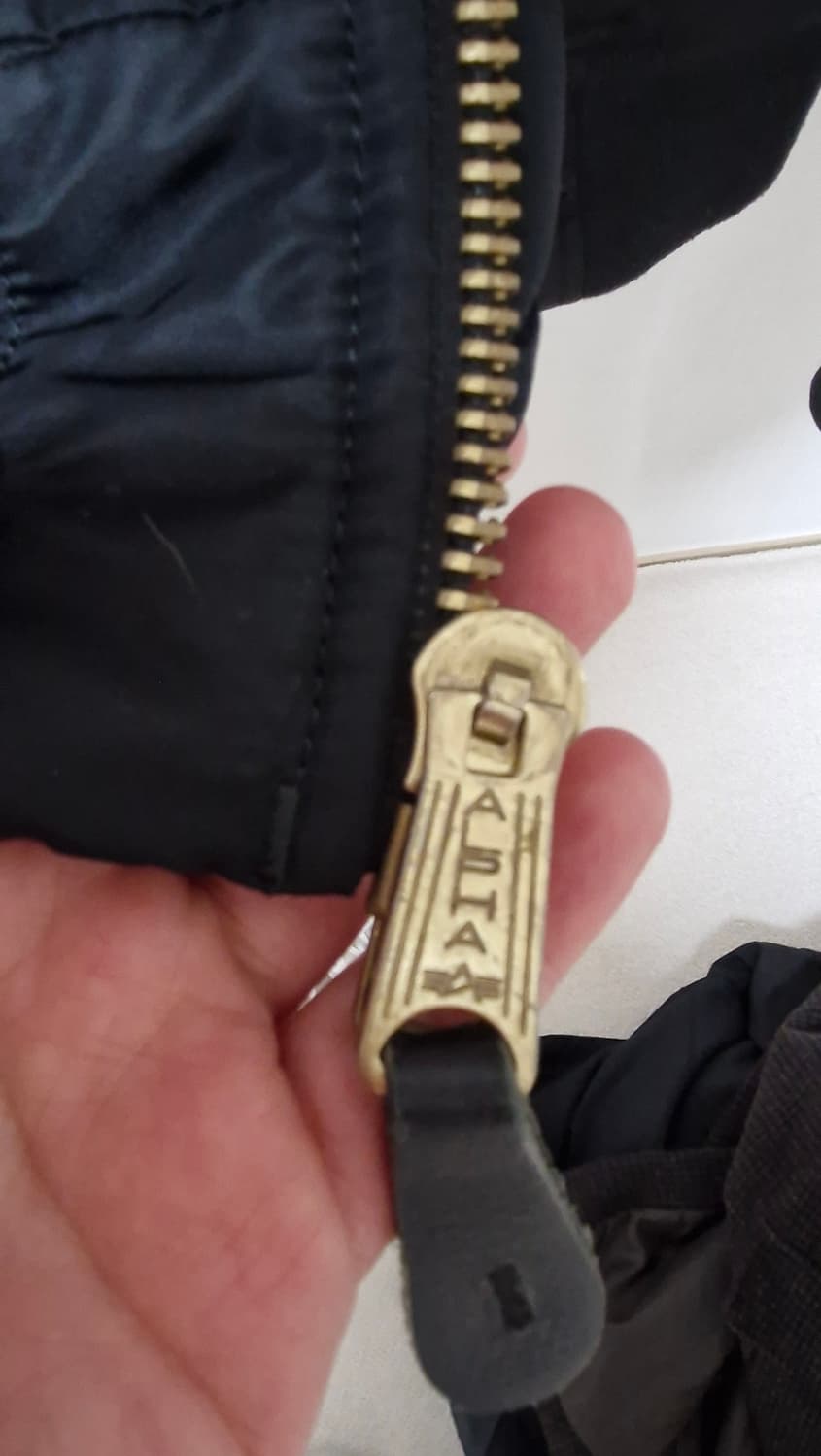 알파인더스트리 MA-1 블랙 항공점퍼 xs 상품이미지5