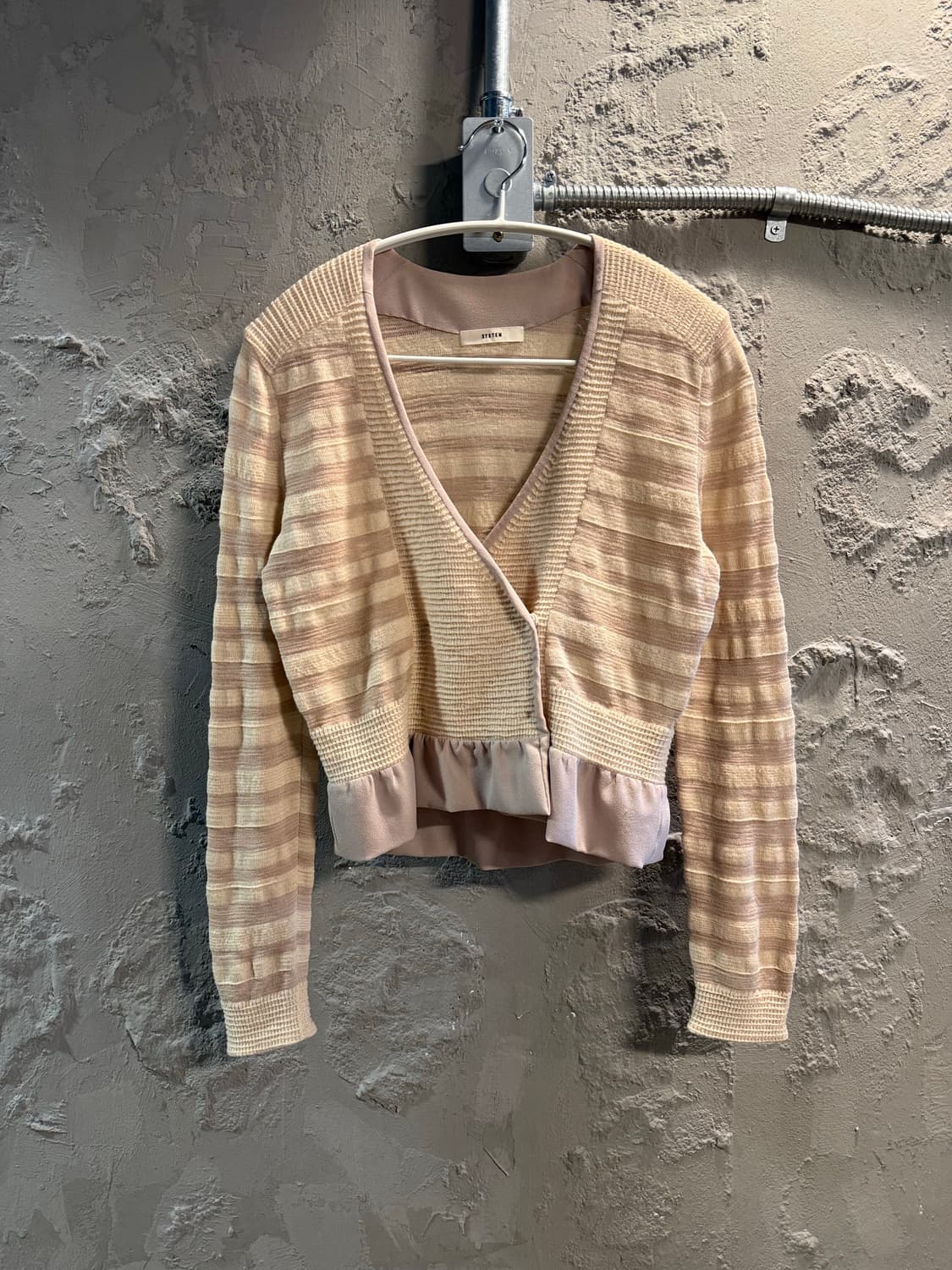 90 시스템 SYSTEM 크롭 니트 가디건 베이지 핑크 상품이미지1