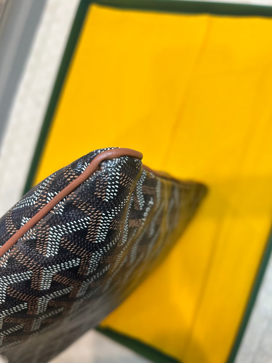 [정품/중고] 고야드 세나 클러치 GM 상품이미지5